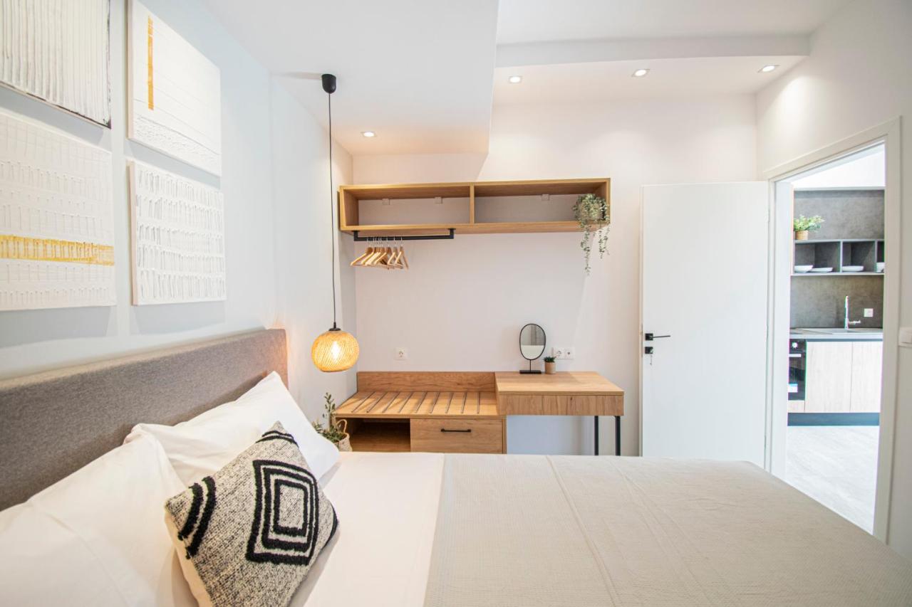 Coel Luxury Suites By Rentalspro Services - Potidea Halkidiki Néa Potídea Kültér fotó