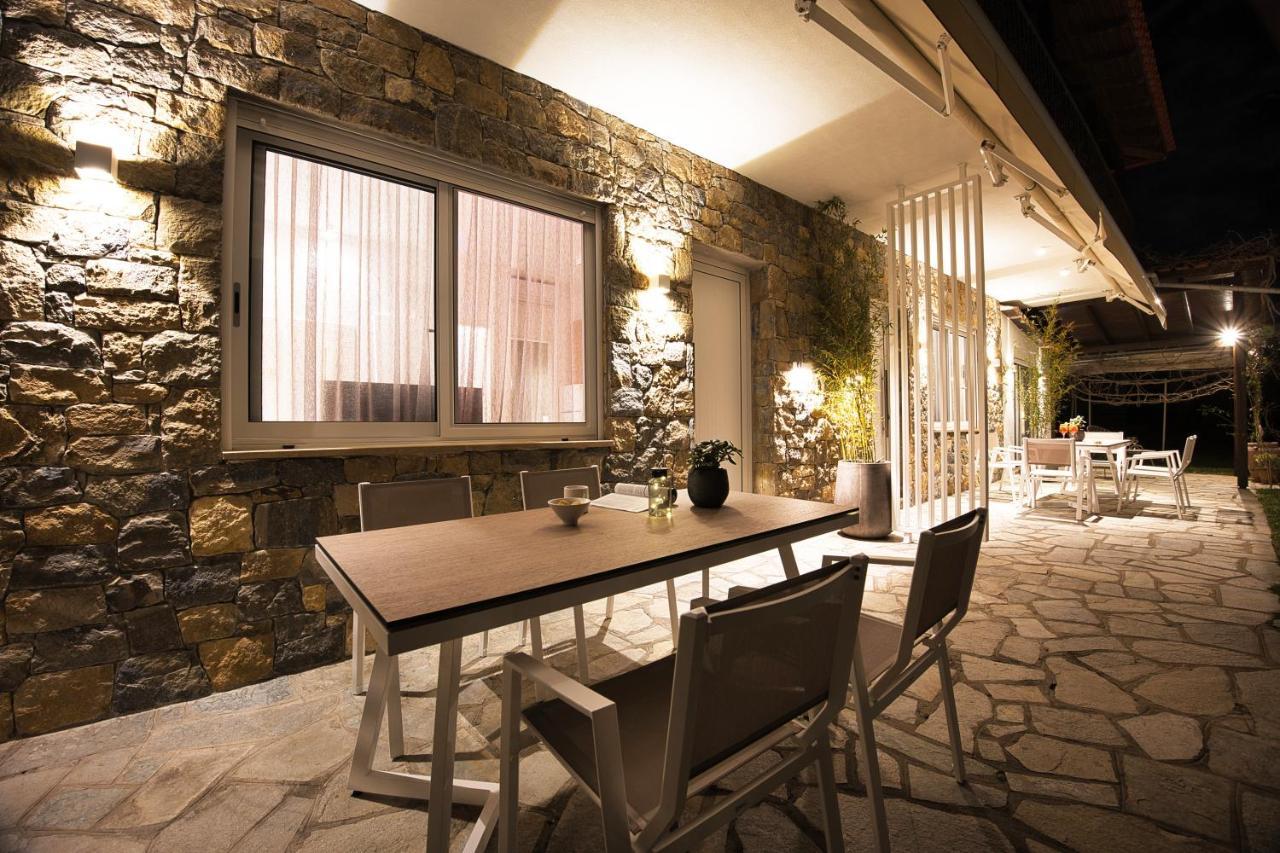 Coel Luxury Suites By Rentalspro Services - Potidea Halkidiki Néa Potídea Kültér fotó