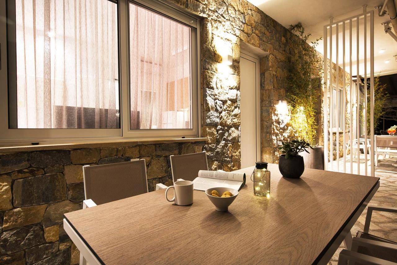 Coel Luxury Suites By Rentalspro Services - Potidea Halkidiki Néa Potídea Kültér fotó