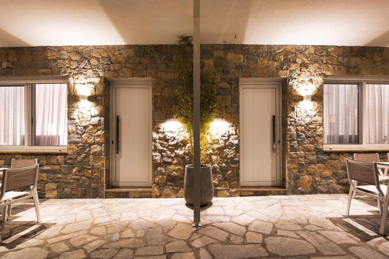 Coel Luxury Suites By Rentalspro Services - Potidea Halkidiki Néa Potídea Kültér fotó