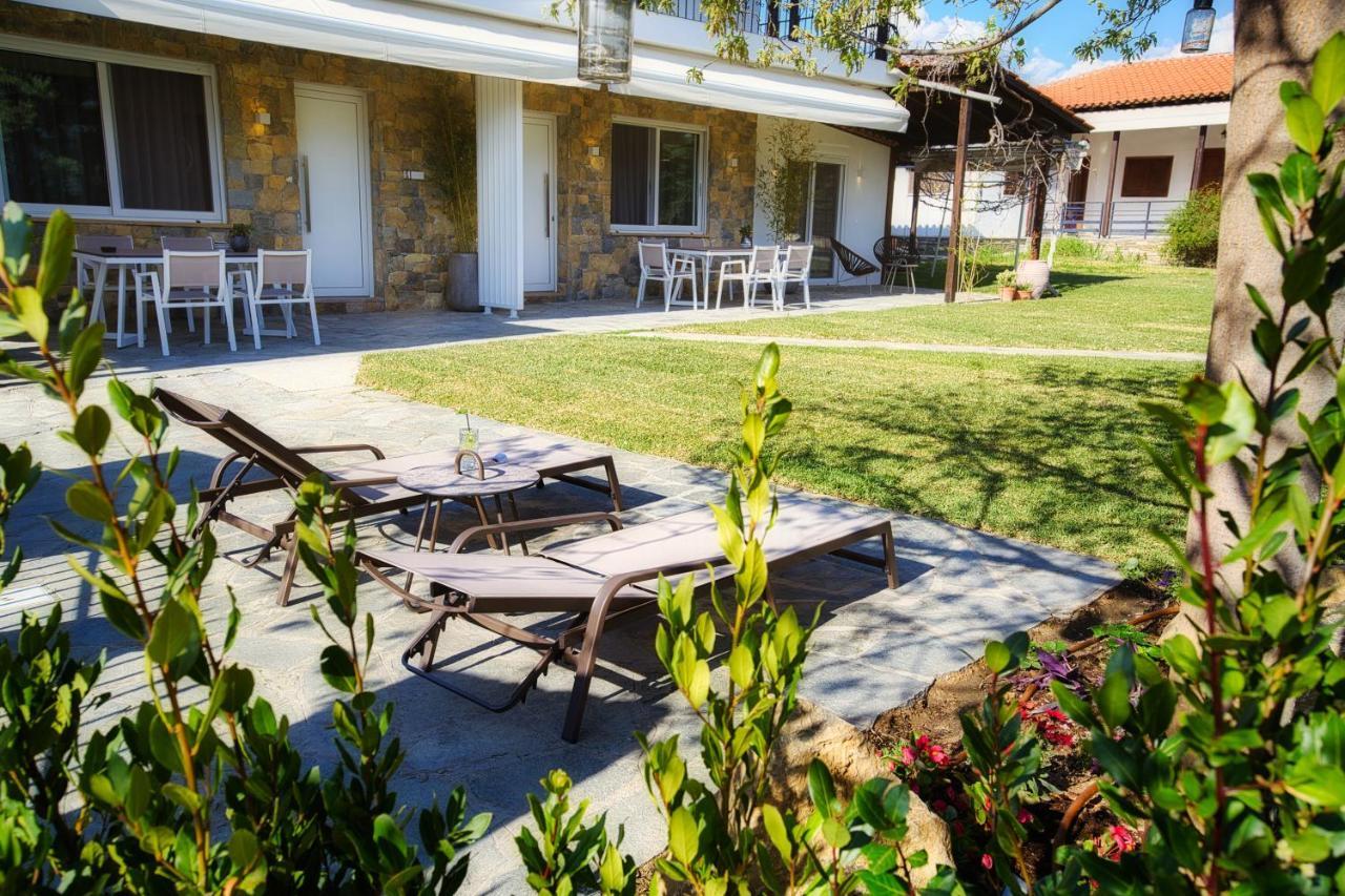 Coel Luxury Suites By Rentalspro Services - Potidea Halkidiki Néa Potídea Kültér fotó